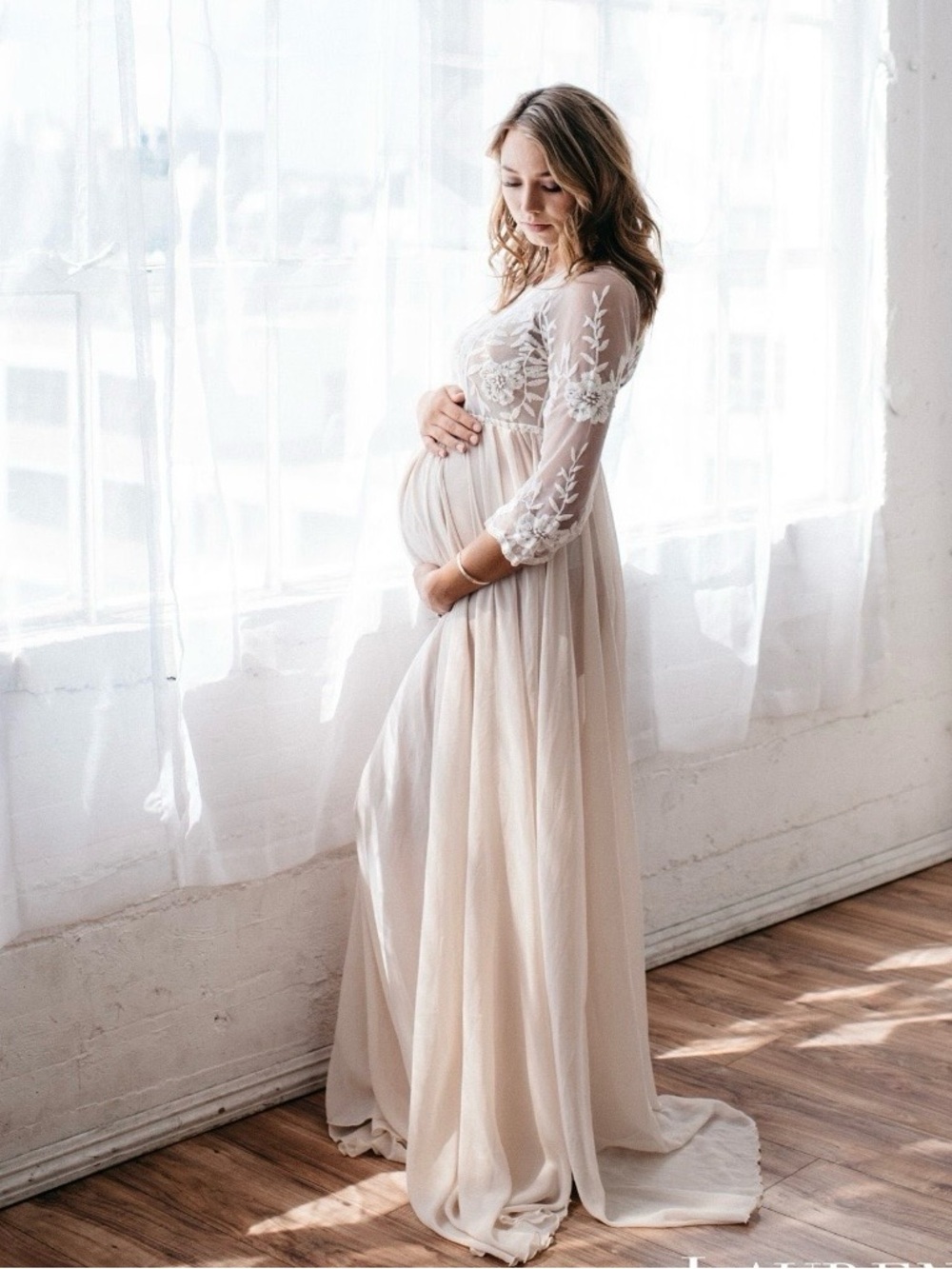 Boho Lace Maternity Dress for Photoshoot includes slip